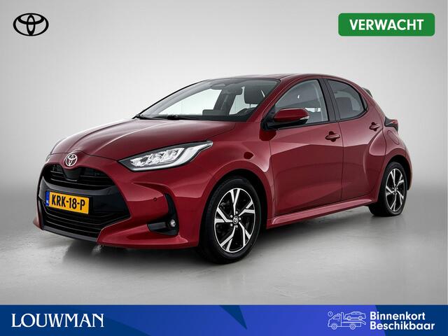 Toyota YARIS 1.5 Hybrid 115 First Edition Comfort Pack | BTW voertuig | Dodehoek detectie | Stoel+stuurverwarming | Parkeersensoren voor+achter | Draadloze telefoonlader | elektrisch verstel/inklapbare spiegels | Apple CarPlay/Android Auto