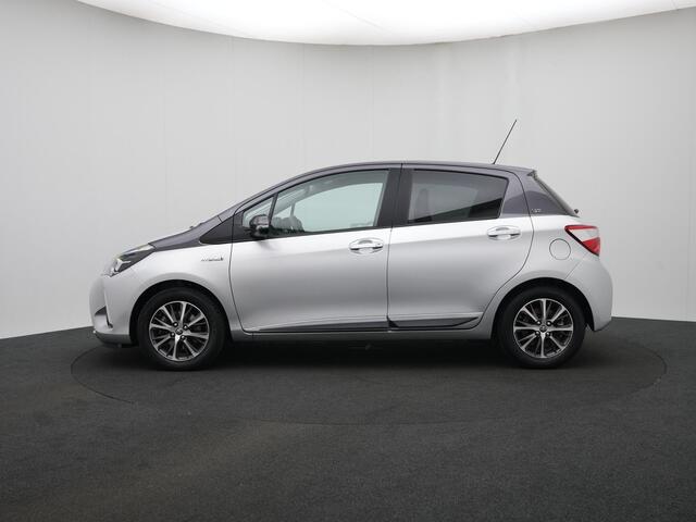 Toyota YARIS 1.5 Hybrid Dynamic | Navigatie | Trekhaak | Keyless |