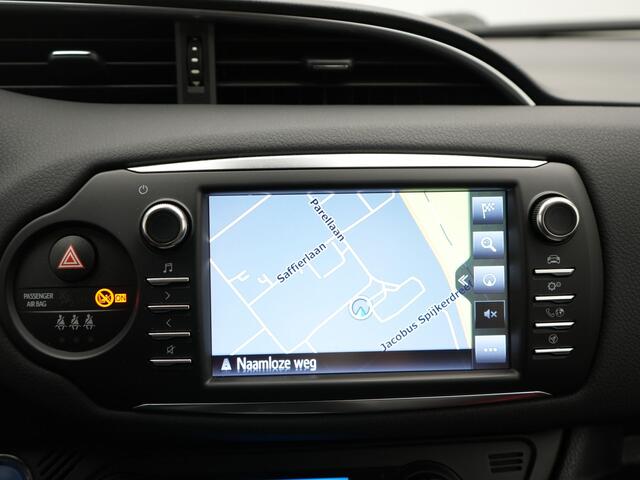 Toyota YARIS 1.5 Hybrid Dynamic | Navigatie | Trekhaak | Keyless |