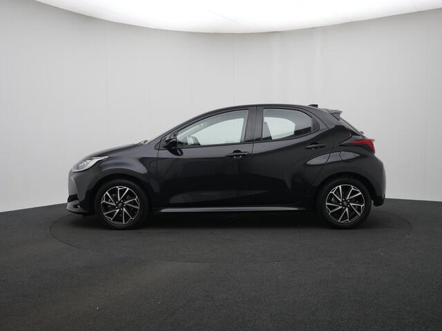 Toyota YARIS 1.5 Hybrid Dynamic | NL-Auto | Parkeercamera | LM velgen |