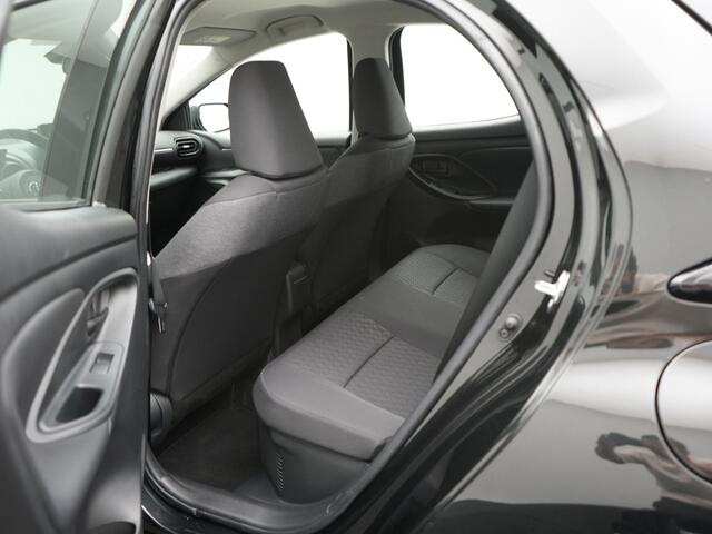 Toyota YARIS 1.5 Hybrid Dynamic | NL-Auto | Parkeercamera | LM velgen |