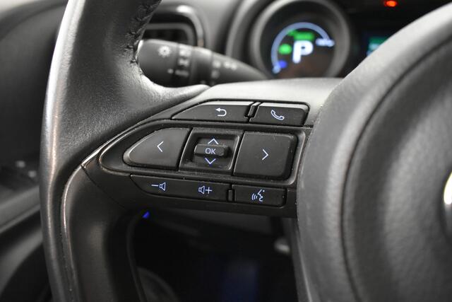 Toyota YARIS 1.5 Hybrid 115 First Edition Camera Stoel Verwarming