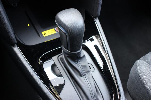 Toyota YARIS Cross 1.5 Hybrid Dynamic Automaat | Stoelverwarming | Sensoren rondom | Adapt. cruise | Keyless |