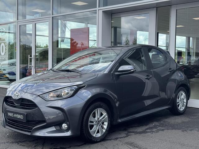 Toyota YARIS 1.5 Hybrid 115 Ative Plus Parkeersensoren voor + achter, Stoelverwarming & Stuurwiel verwarmd, Apple Carplay en/of Android auto navigatie, Adaptieve cruise control