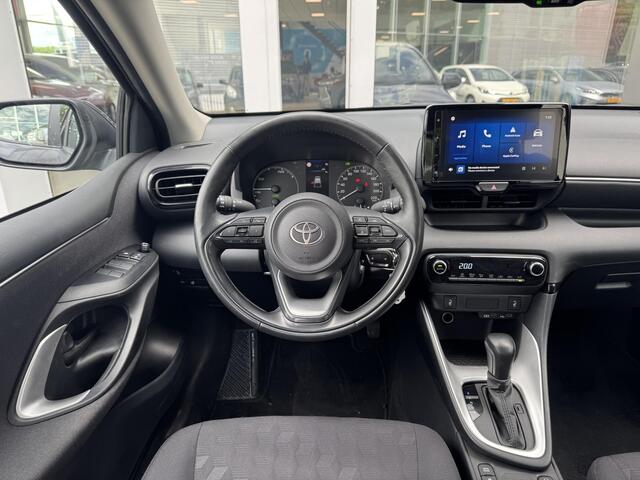 Toyota YARIS 1.5 Hybrid 115 Ative Plus Parkeersensoren voor + achter, Stoelverwarming & Stuurwiel verwarmd, Apple Carplay en/of Android auto navigatie, Adaptieve cruise control