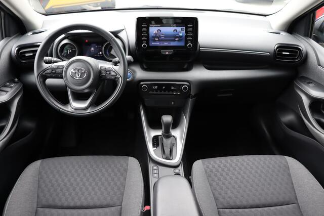 Toyota YARIS 1.5 Hybrid Dynamic, LM velgen, Keyless entry, Adaptieve cruise control, Lane assist.