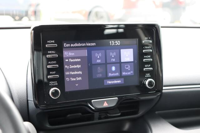 Toyota YARIS 1.5 Hybrid Dynamic, LM velgen, Keyless entry, Adaptieve cruise control, Lane assist.