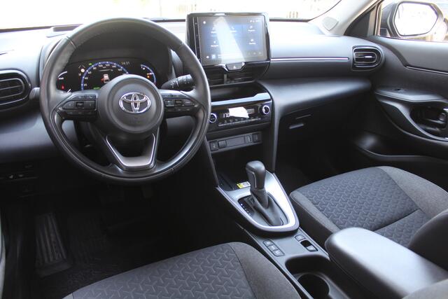 Toyota YARIS Cross 1.5 Hybrid Dynamic Special | Rijklaar | Head Up | Blind Spot | Sensoren v+a | Stoel-/stuurverw. | LED | Keyless | Apple/Android
