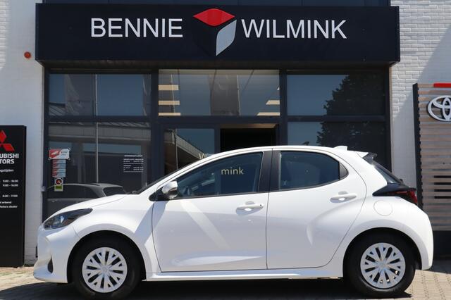 Toyota YARIS 1.5 Hybrid Active | Camera | Apple Carplay Android Auto (34000km