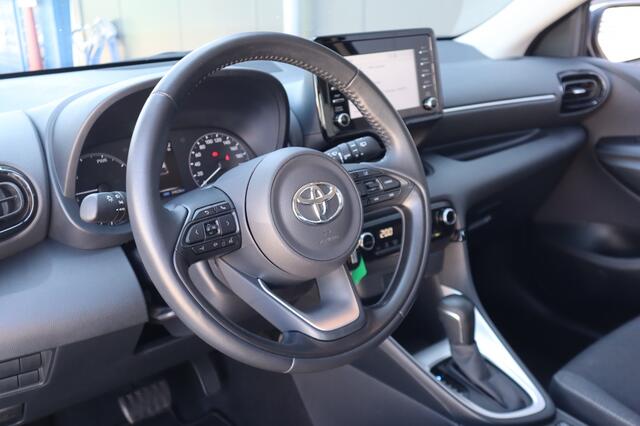 Toyota YARIS 1.5 Hybrid Active | Camera | Apple Carplay Android Auto (34000km