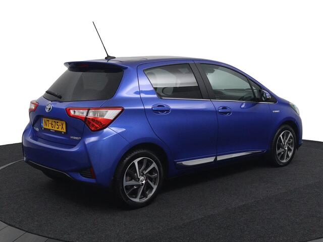 Toyota YARIS 1.5 Hybrid Premium | Panoramadak | Keyless Entry | Led Verlichting | Navigatie |
