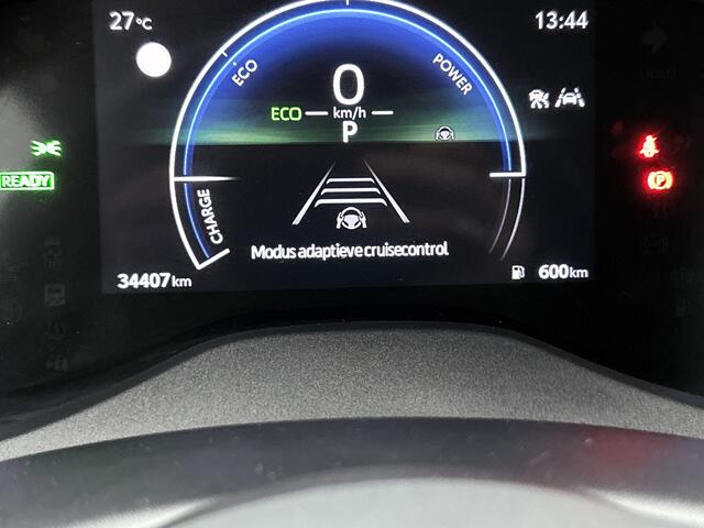 Toyota YARIS 1.5 Hybrid 115 Dynamic Comfort Pack | BTW voertuig | Dodehoek detectie | Stoel+stuurverwarming | Draadloze telefoonlader | Apple CarPlay/Android Auto | Cruise control Adaptive |