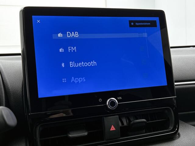 Toyota YARIS 1.5 Hybrid 115 Dynamic Comfort Pack | BTW voertuig | Dodehoek detectie | Stoel+stuurverwarming | Draadloze telefoonlader | Apple CarPlay/Android Auto | Cruise control Adaptive |