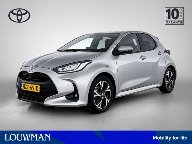 Toyota YARIS 1.5 Hybrid 115 Dynamic | Parkeersensoren V+A | Stuur-Stoelverwarming | Blindspot |