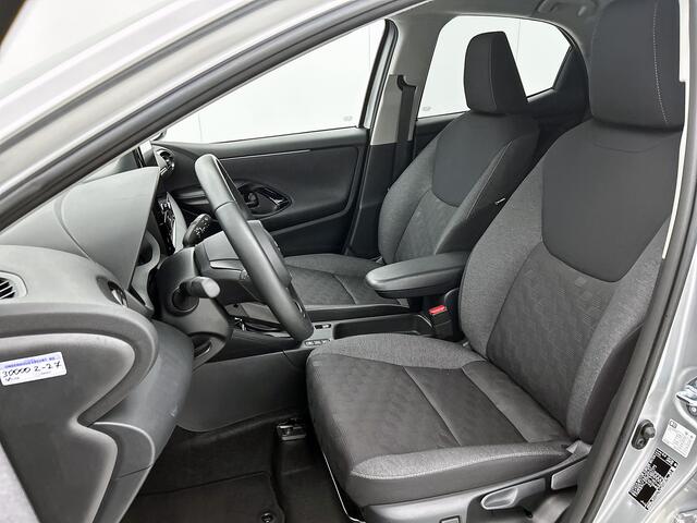 Toyota YARIS 1.5 Hybrid 115 Dynamic | Parkeersensoren V+A | Stuur-Stoelverwarming | Blindspot |