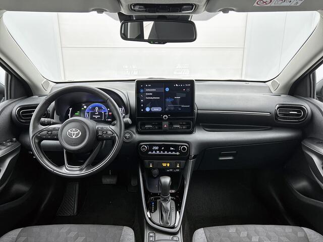 Toyota YARIS 1.5 Hybrid 115 Dynamic | Parkeersensoren V+A | Stuur-Stoelverwarming | Blindspot |