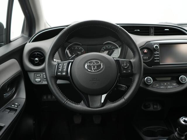 Toyota YARIS 1.5 VVT-i Aspiration | Navigatie | Lichtmetalen Velgen |