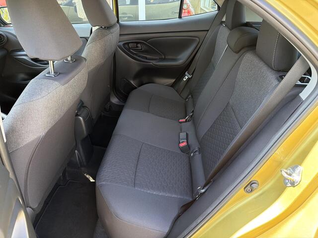 Toyota YARIS Cross 1.5 VVT-I Active | Achteruitrijcamera | Trekhaak | Airco |