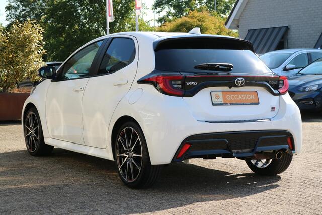 Toyota YARIS 1.5 Hybrid GR Sport | Automaat! | Blindspot | Carplay! |