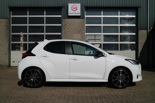 Toyota YARIS 1.5 Hybrid GR Sport | Automaat! | Blindspot | Carplay! |