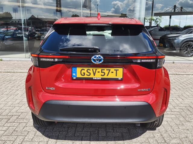 Toyota YARIS Cross 1.5 Hybrid Style | Sensoren | navi | Stoel + Stuurverwarming