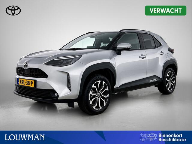 Toyota YARIS Cross 1.5 Hybrid 115 First Edition | BTW Voertuig | Stoel+stuurverwarming | Draadloze telefoonlader | Apple CarPlay/Android Auto | Cruise Control Adaptive | Achteruitrijcamera |