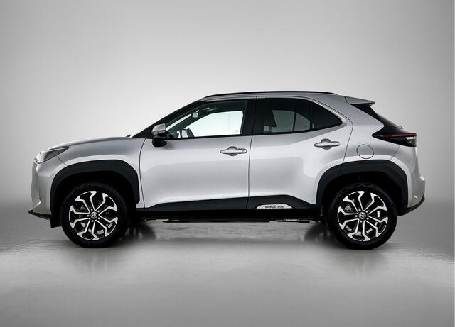 Toyota YARIS Cross 1.5 Hybrid 115 First Edition | BTW Voertuig | Stoel+stuurverwarming | Draadloze telefoonlader | Apple CarPlay/Android Auto | Cruise Control Adaptive | Achteruitrijcamera |