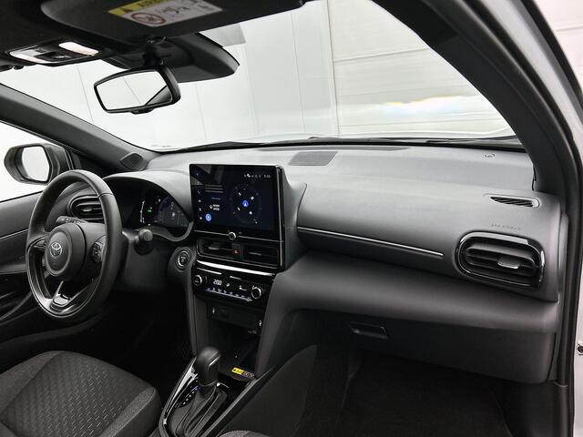 Toyota YARIS Cross 1.5 Hybrid 115 First Edition | BTW Voertuig | Stoel+stuurverwarming | Draadloze telefoonlader | Apple CarPlay/Android Auto | Cruise Control Adaptive | Achteruitrijcamera |