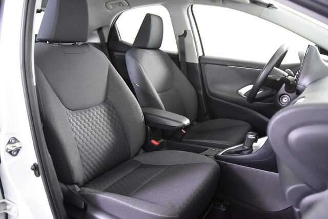 Toyota YARIS 1.5 Hybrid Active *Navigatie*Trekhaak*Camera*DAB*