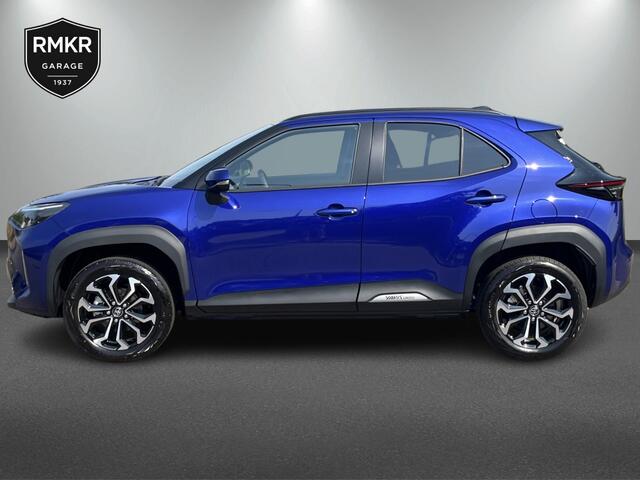 Toyota YARIS Cross 1.5 Hybrid 130 Black Edition, Safety + Winter pakket.