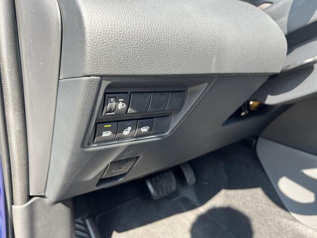 Toyota YARIS Cross 1.5 Hybrid 130 Black Edition, Safety + Winter pakket.