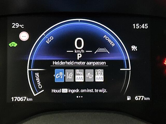 Toyota YARIS 1.5 Hybrid 115 Dynamic Comfort Pack | BTW voertuig | Dodehoek detectie | Stoel+stuurverwarming | Parkeersensoren voor+achter | Draadloze telefoonlader | Apple CarPlay/Android auto |
