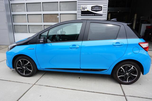 Toyota YARIS 1.5 Hybrid Bi-Tone Camera|PDC A|Pano|Key Less|Cruise|BlueTooth|