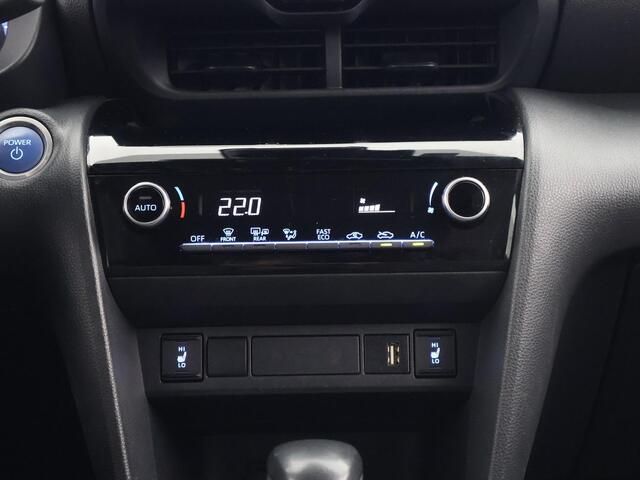 Toyota YARIS Cross 1.5 Hybrid Dynamic Luxury | Apple Carplay & AndroidAUTO | Navigatie | Stoelverwarming |