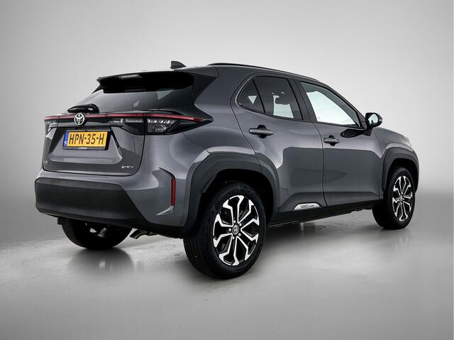 Toyota YARIS Cross 1.5 Hybrid 115 First Edition | Apple CarPlay / Android Auto (Navigatie) | Camera |