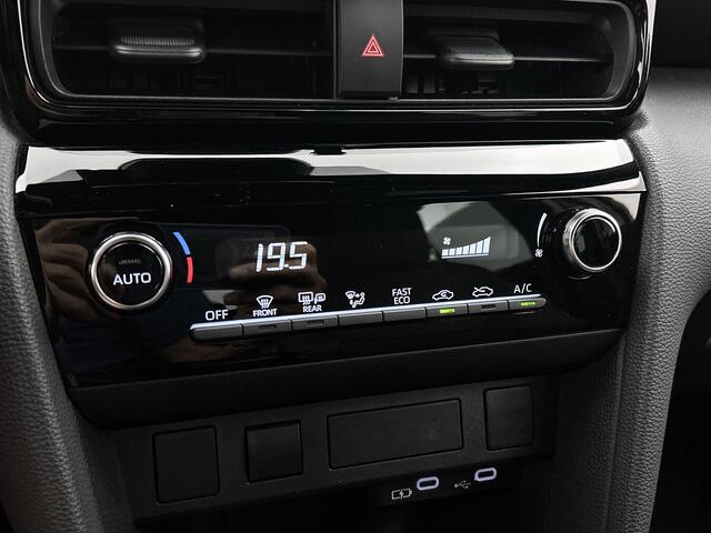 Toyota YARIS Cross 1.5 Hybrid 115 First Edition | Apple CarPlay / Android Auto (Navigatie) | Camera |