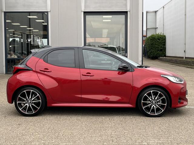 Toyota YARIS 1.5 Hybrid GR Sport | Voll.Historie/Camera/Navi/Pano.Dak/Head-Up/Leder-Alcantara/Clima/Adapt.Cruise/Apple CarPlay-Android Auto