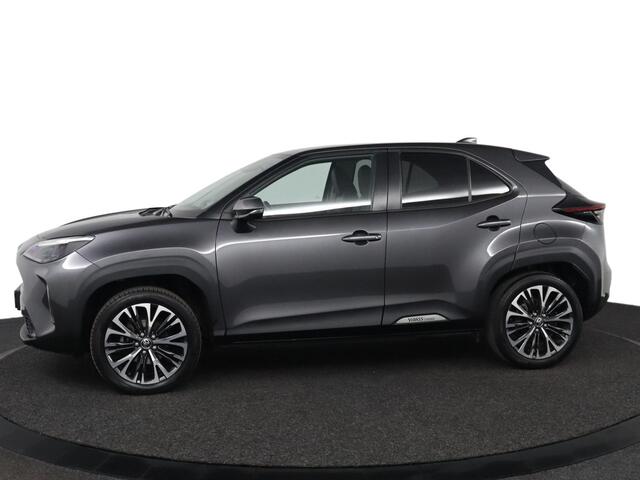 Toyota YARIS Cross 1.5 Hybrid Executive | Trekhaak | Panoramadak | Stoel/Stuurverwarming | Apple Carplay/Android Auto | JBL Audio |