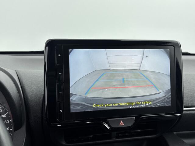 Toyota YARIS 1.5 Hybrid 115 Active Luxury | Stoelverwarming | Parkeersensoren | Apple Carplay-Android Auto |