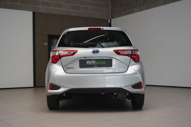 Toyota YARIS 1.5 Hyb. Active