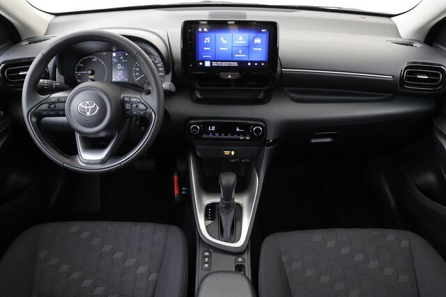 Toyota YARIS 1.5 HYBRID 115 ACTIVE *PRIVATE LEASE V.A. ¤379,- P/M!* -CAMERA|ADAP.CRUISE|CARPLAY|LED|LENDESTEUN|15"