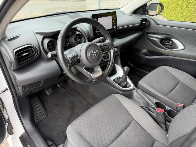 Toyota YARIS 1.5 VVT-i Team125pk/Cruisecontrol/Camera/Stoelvw