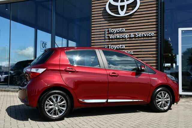 Toyota YARIS 1.5 Hybrid Executive Automaat 100pk | Cruise control | Keyless | Achteruitrijcamera | Dealer-onderhouden |