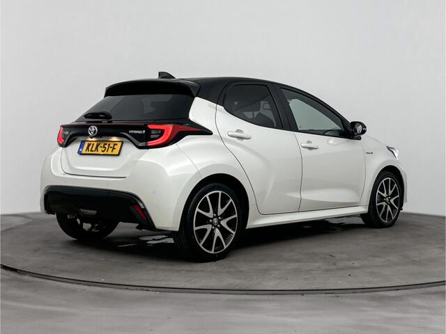 Toyota YARIS 1.5 Hybrid Executive | Parkeersensoren V+A | JBL | Stoelverwarming | Onderweg-naar-dealer