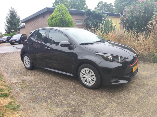 Toyota YARIS 1.5 Hybrid Dynamic,Cruise,Airco,Navi via App