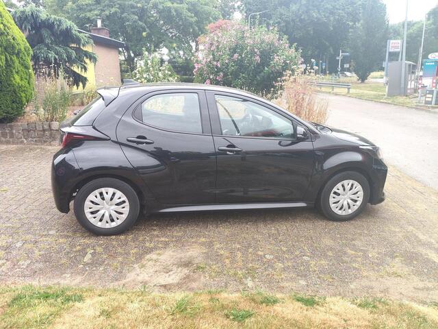 Toyota YARIS 1.5 Hybrid Dynamic,Cruise,Airco,Navi via App