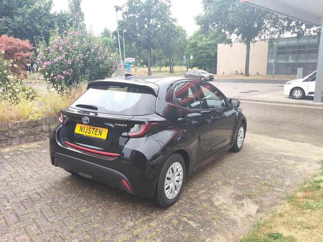 Toyota YARIS 1.5 Hybrid Dynamic,Cruise,Airco,Navi via App