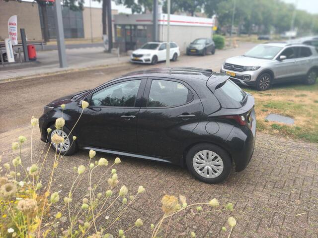 Toyota YARIS 1.5 Hybrid Dynamic,Cruise,Airco,Navi via App