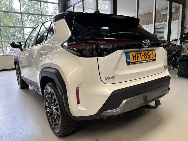 Toyota YARIS Cross 1.5 Hybrid Adventure 4X4 AWD, Camera, Navi en carplay