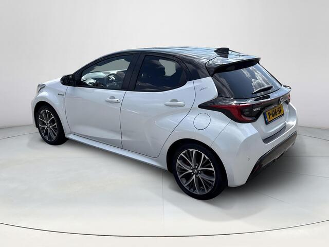 Toyota YARIS 1.5 Hybrid Launch Edition | PDC voor en achter | Stoelverwarming | Achteruitrijcamera |